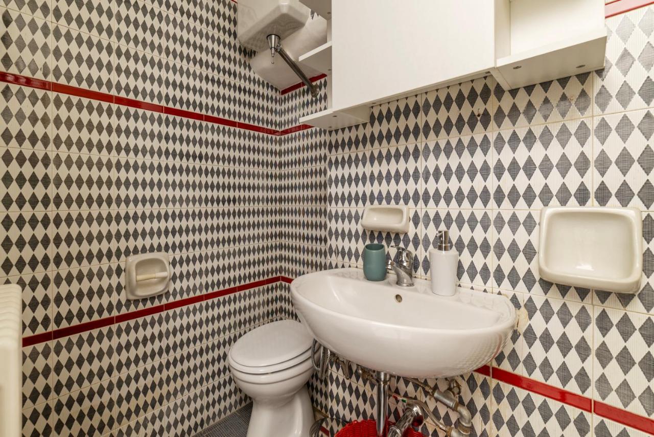 Pantheon Apartment - L'Angolo Nascosto Dei Quadri Рим Екстер'єр фото
